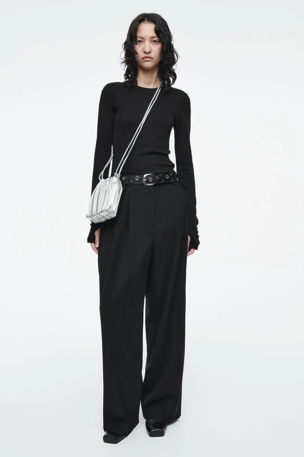 Discount COS SCALLOP CROSSBODY - LEATHER SILVER