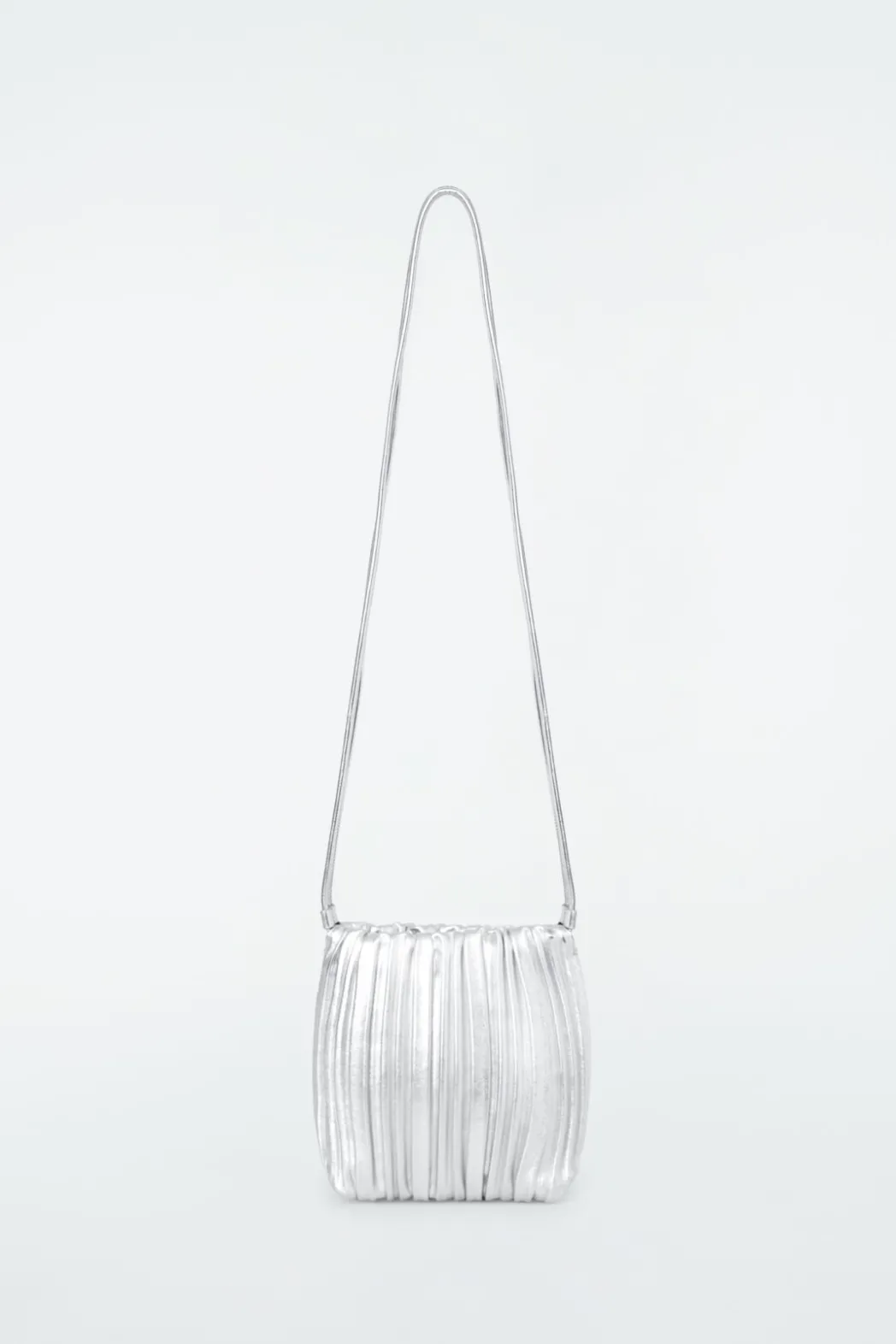 Discount COS SCALLOP CROSSBODY - LEATHER SILVER