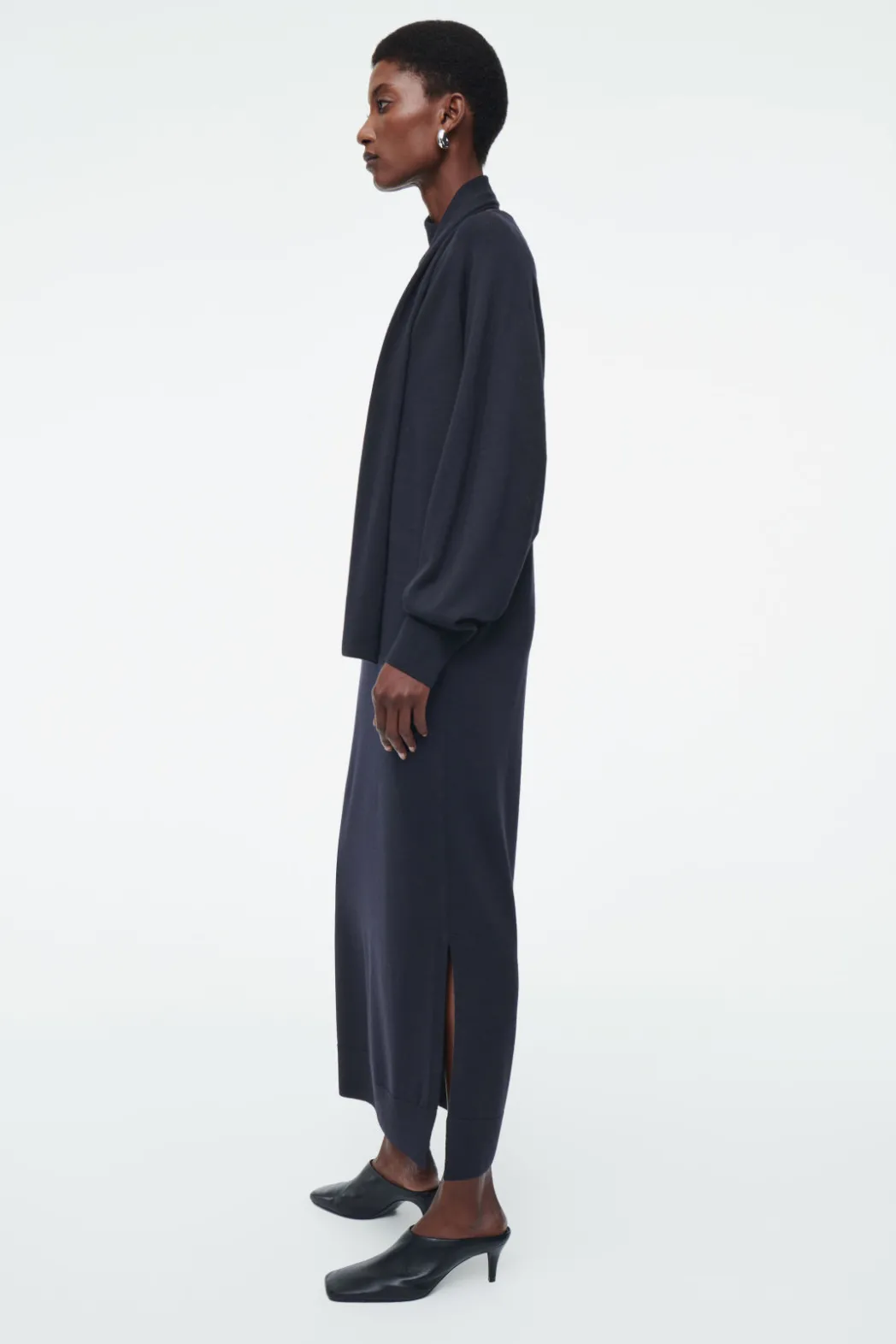 Online COS SCARF-DETAIL WOOL MAXI DRESS NAVY