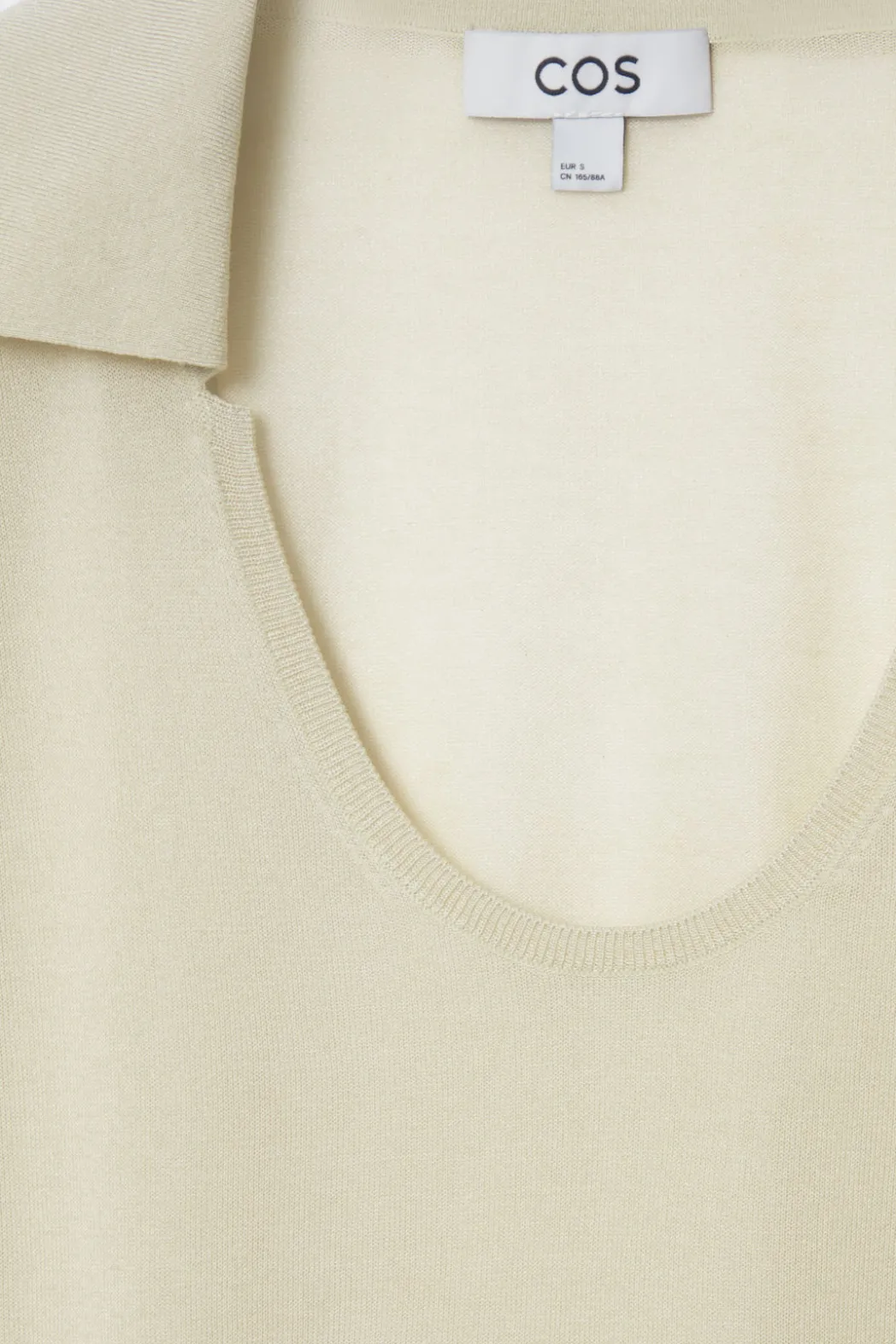 COS SCOOP-NECK KNITTED POLO SHIRT STONE