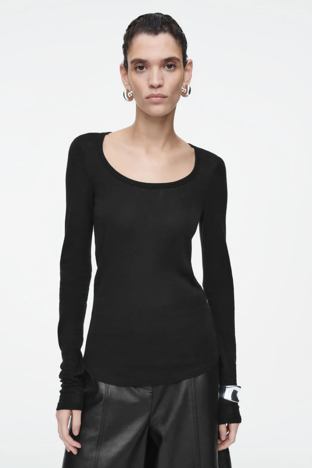 Clearance COS SCOOP-NECK MERINO WOOL LONG-SLEEVED TOP BLACK