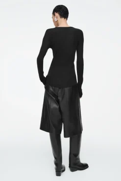Clearance COS SCOOP-NECK MERINO WOOL LONG-SLEEVED TOP BLACK
