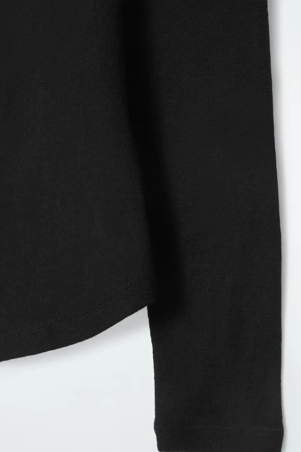 Clearance COS SCOOP-NECK MERINO WOOL LONG-SLEEVED TOP BLACK