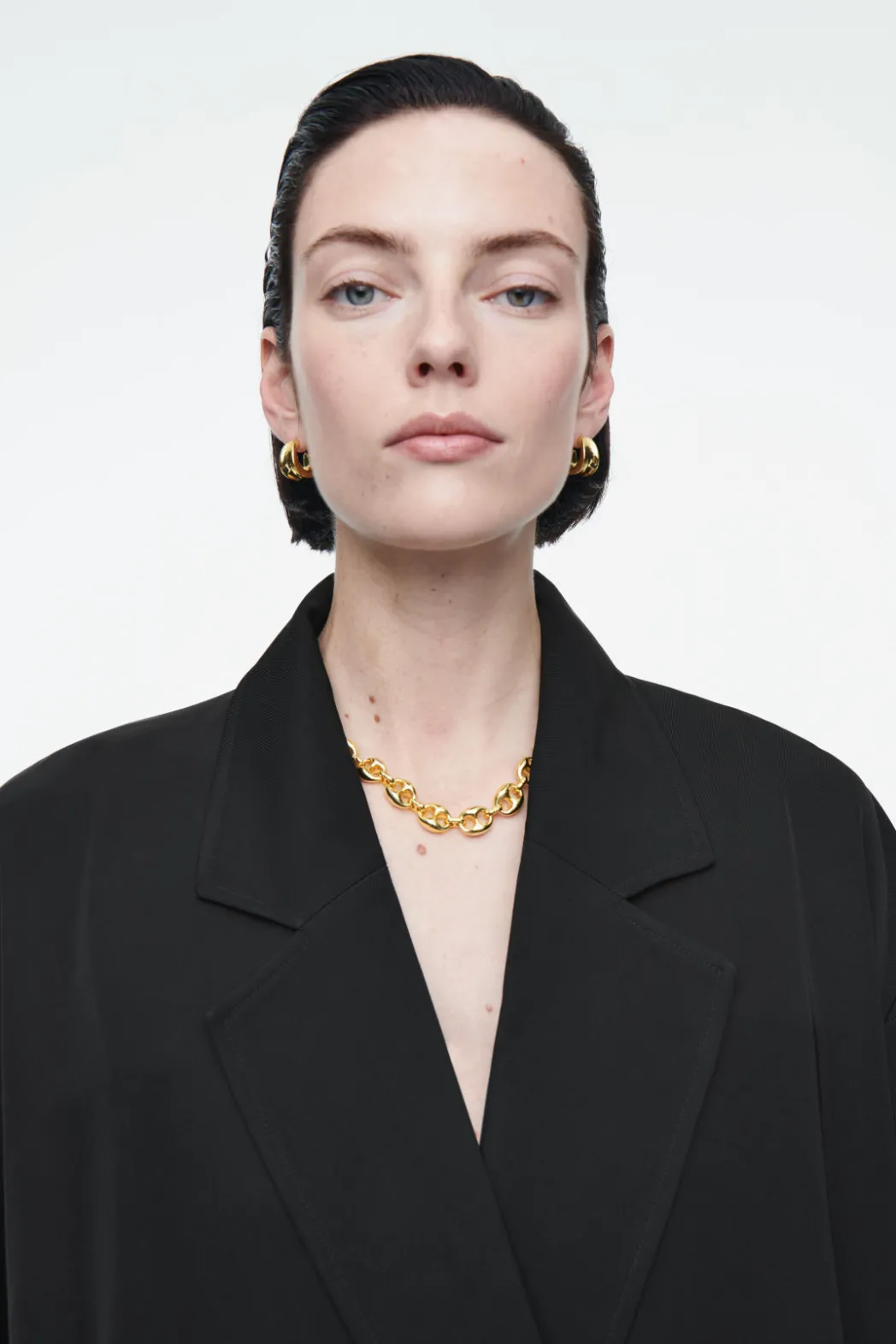 Outlet COS SCULPTED HOOP EARRINGS GOLD