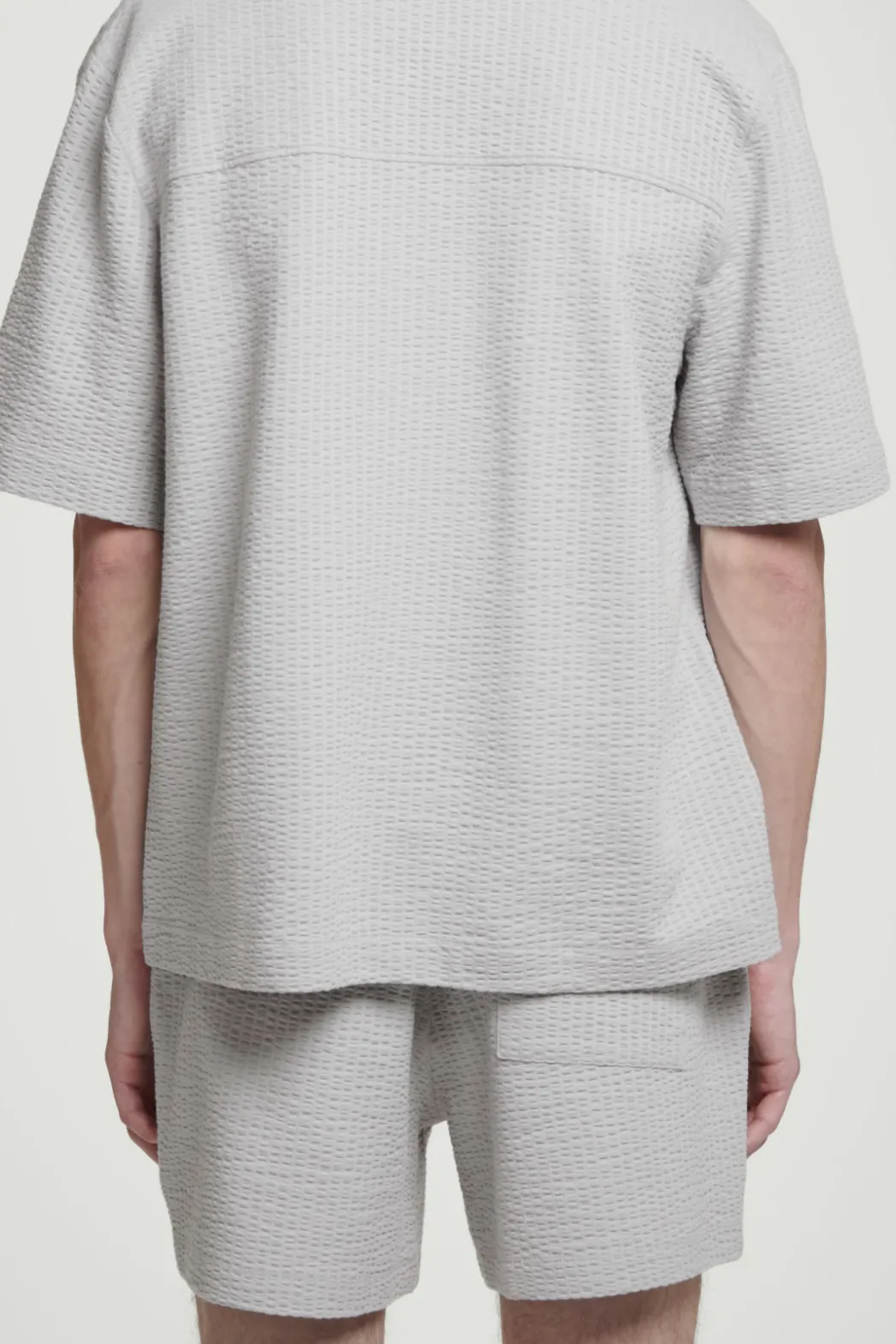 Discount COS SEERSUCKER ELASTICATED SHORTS GRAY