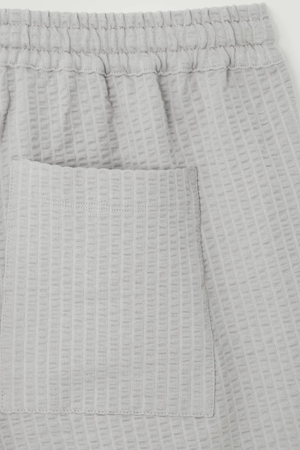 Discount COS SEERSUCKER ELASTICATED SHORTS GRAY