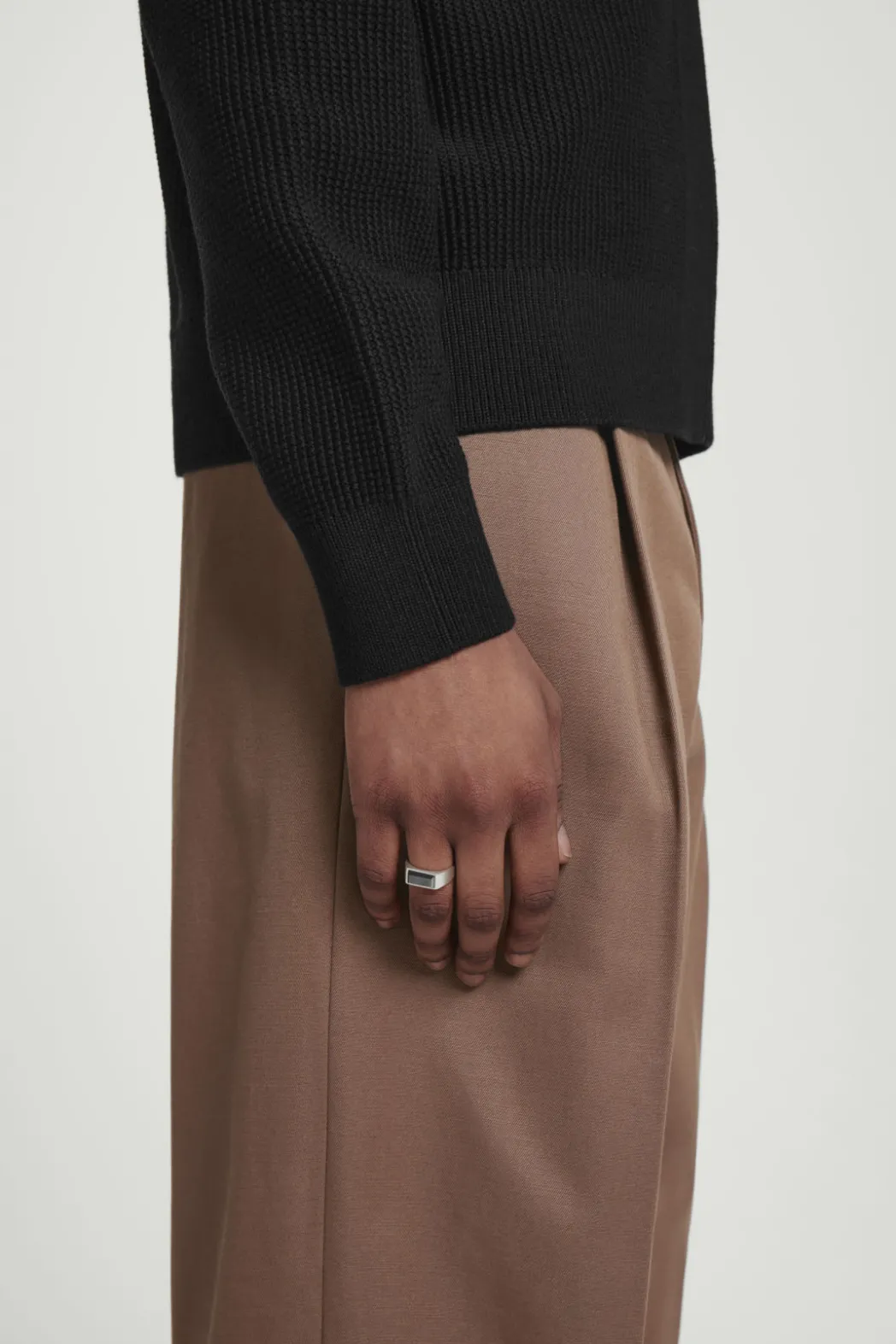 Sale COS SEMI-PRECIOUS STONE SIGNET RING SILVER / HEMATITE