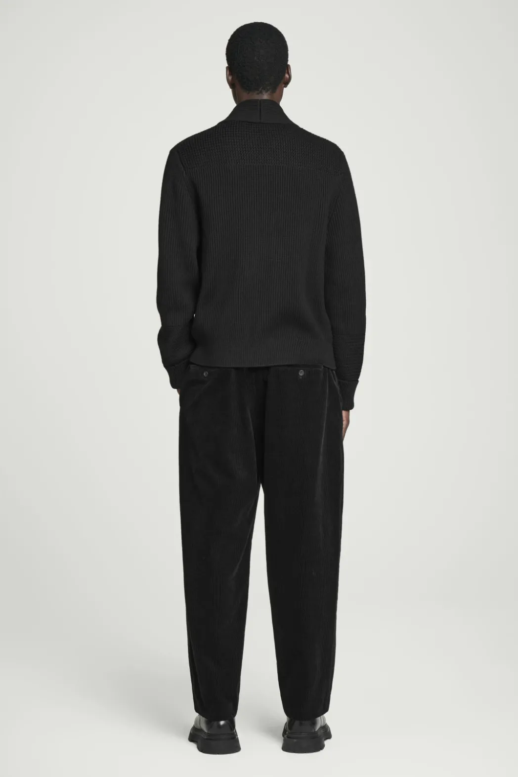 Outlet COS SHAWL-COLLAR CHUNKY MERINO WOOL CARDIGAN BLACK