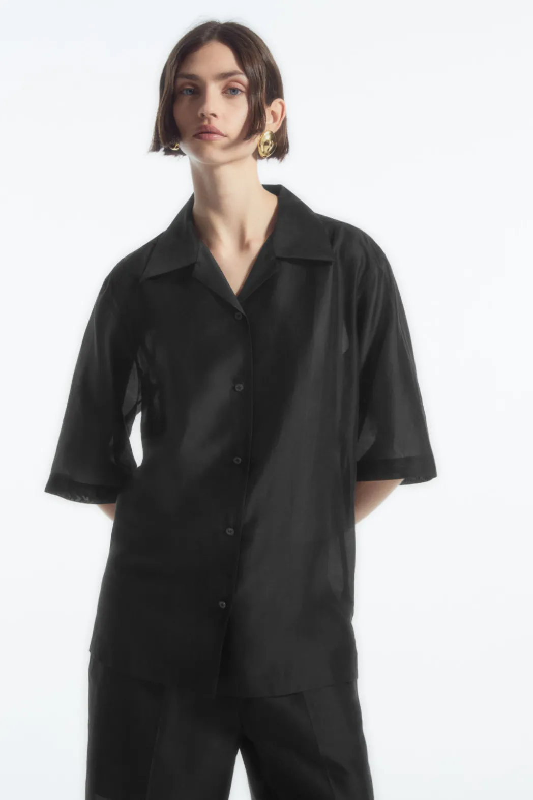 Discount COS SHEER SHORT-SLEEVED SHIRT BLACK
