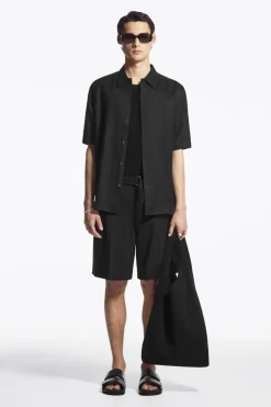 New COS SHORT-SLEEVED LINEN SHIRT BLACK