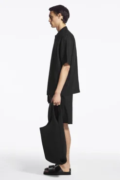 New COS SHORT-SLEEVED LINEN SHIRT BLACK