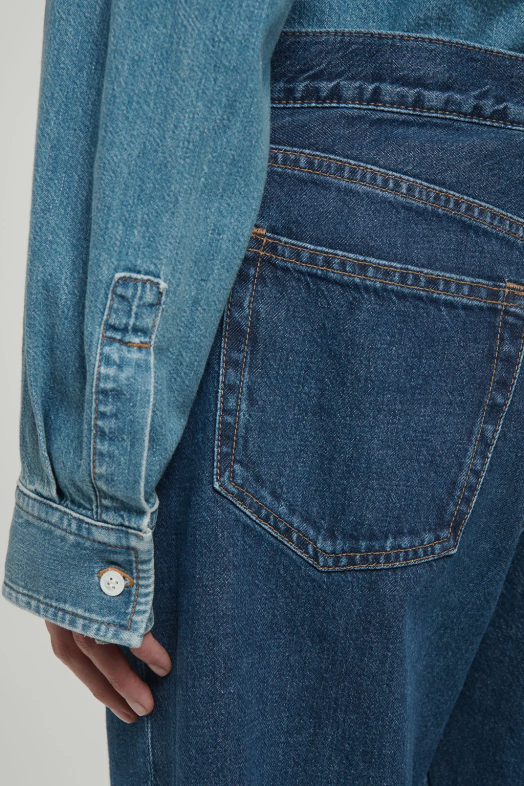 New COS SIGNATURE STRAIGHT-LEG JEANS DARK BLUE