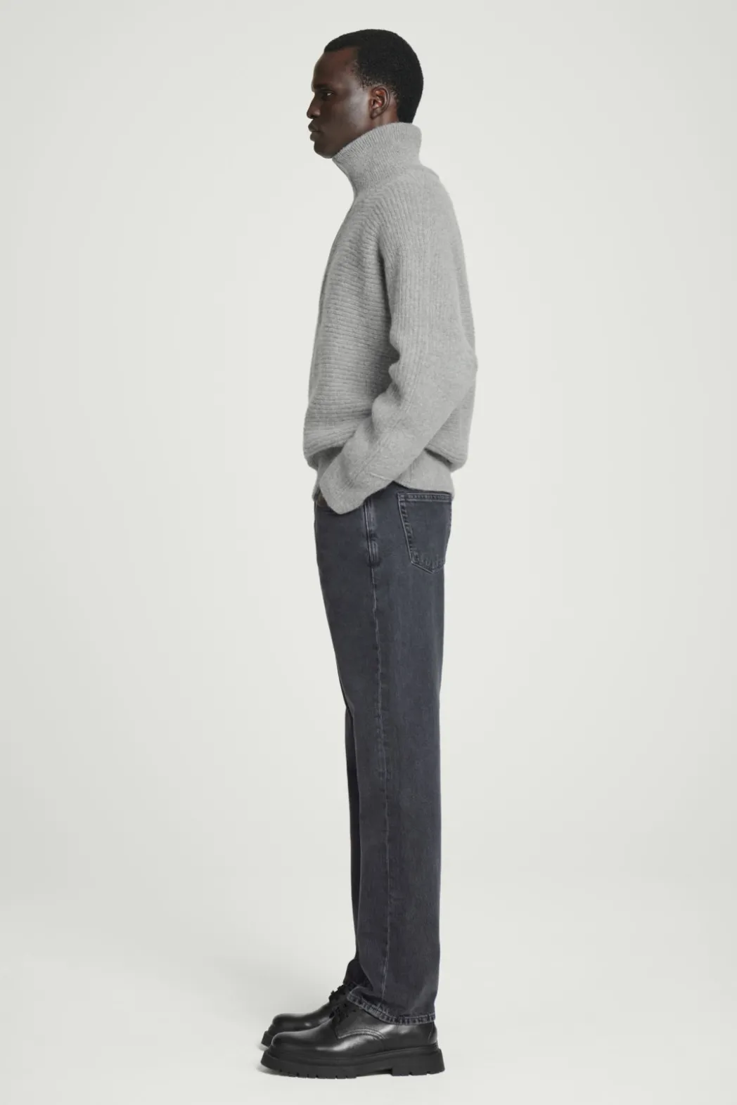 Online COS SIGNATURE STRAIGHT-LEG JEANS WASHED BLACK