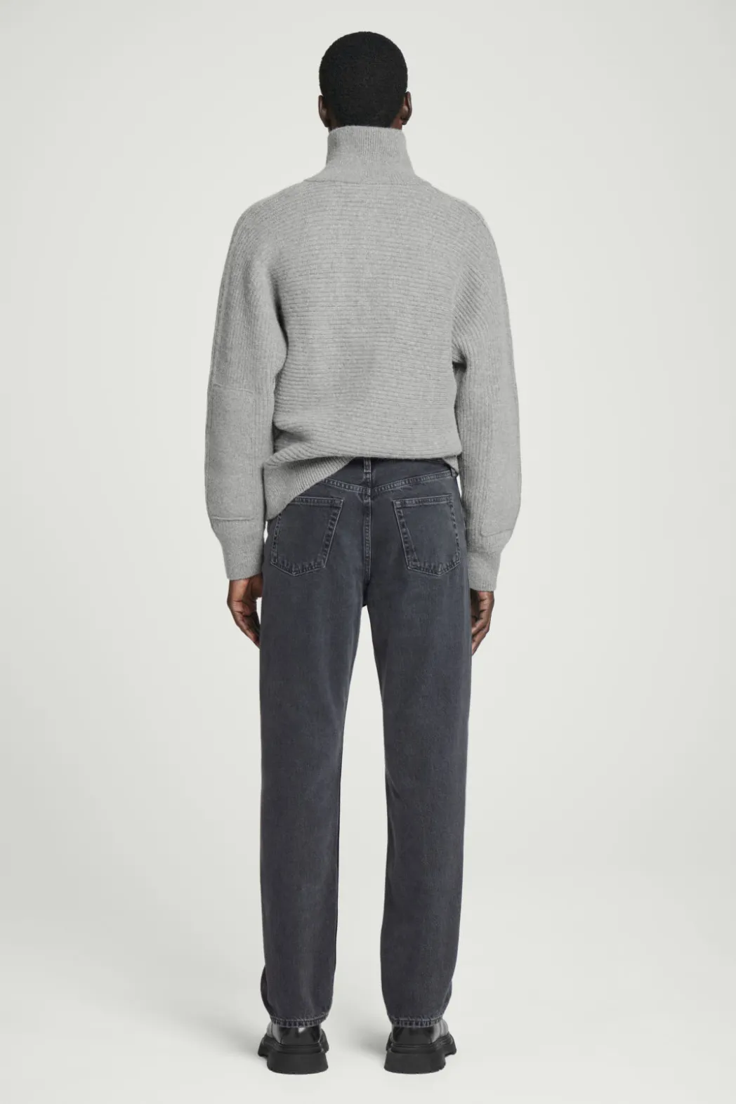 Online COS SIGNATURE STRAIGHT-LEG JEANS WASHED BLACK
