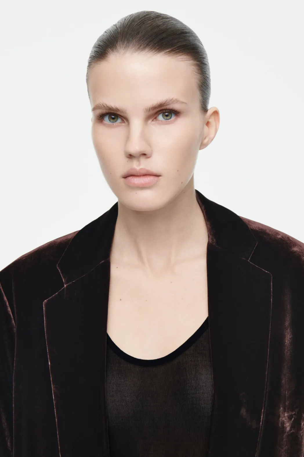New COS SILK-BLEND VELVET BLAZER MAHOGANY