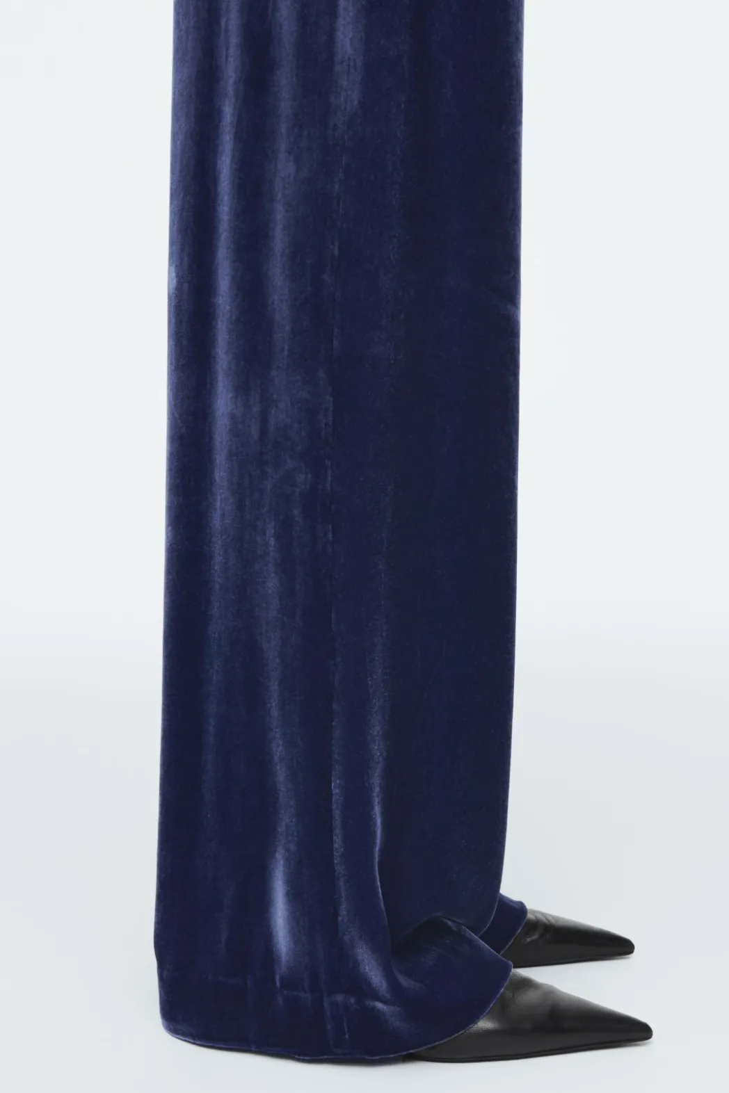 Sale COS SILK-BLEND VELVET PANTS BLUE