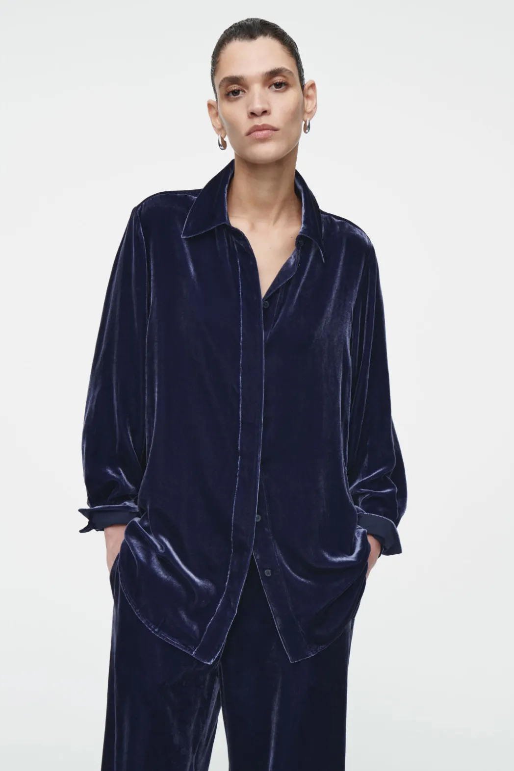 Online COS SILK-BLEND VELVET SHIRT BLUE