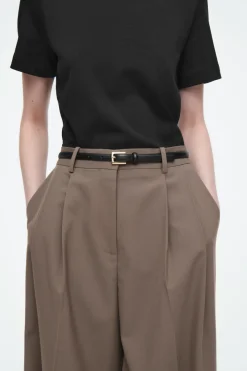Online COS SKINNY LEATHER BELT BLACK