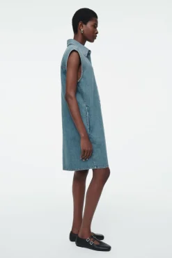 Online COS SLEEVELESS DENIM MINI SHIRT DRESS BLUE