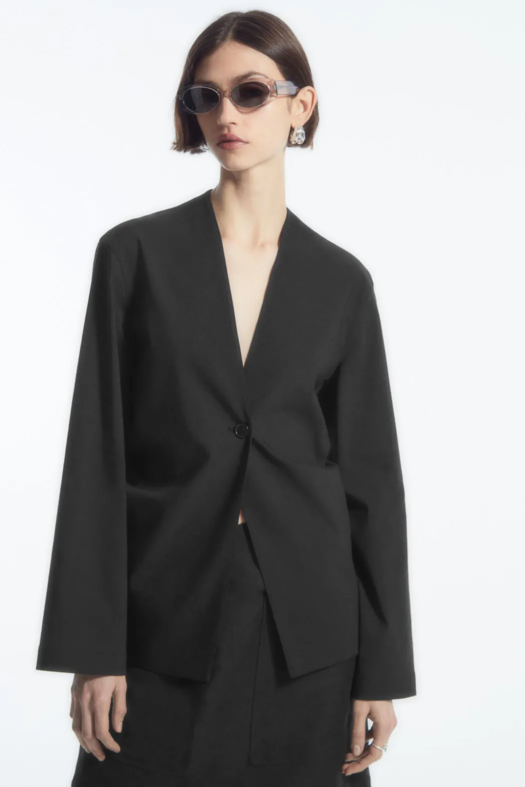 Clearance COS SLIM COLLARLESS SINGLE-BREASTED BLAZER BLACK