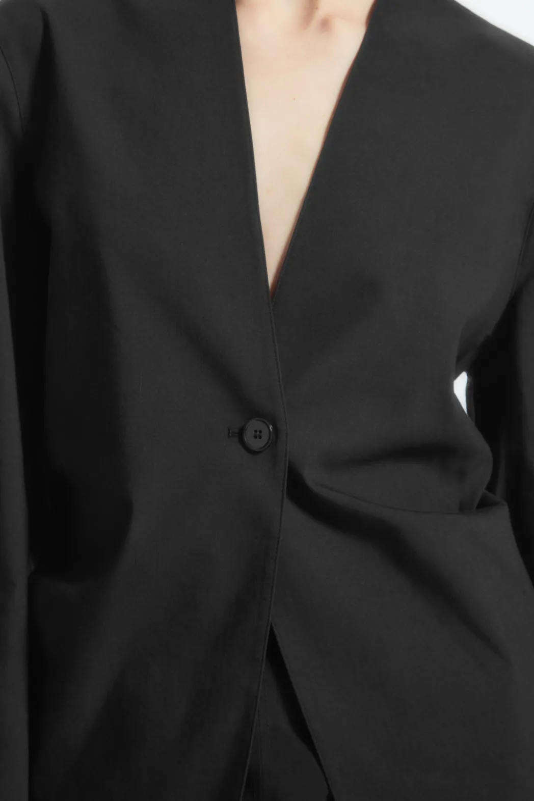 Clearance COS SLIM COLLARLESS SINGLE-BREASTED BLAZER BLACK