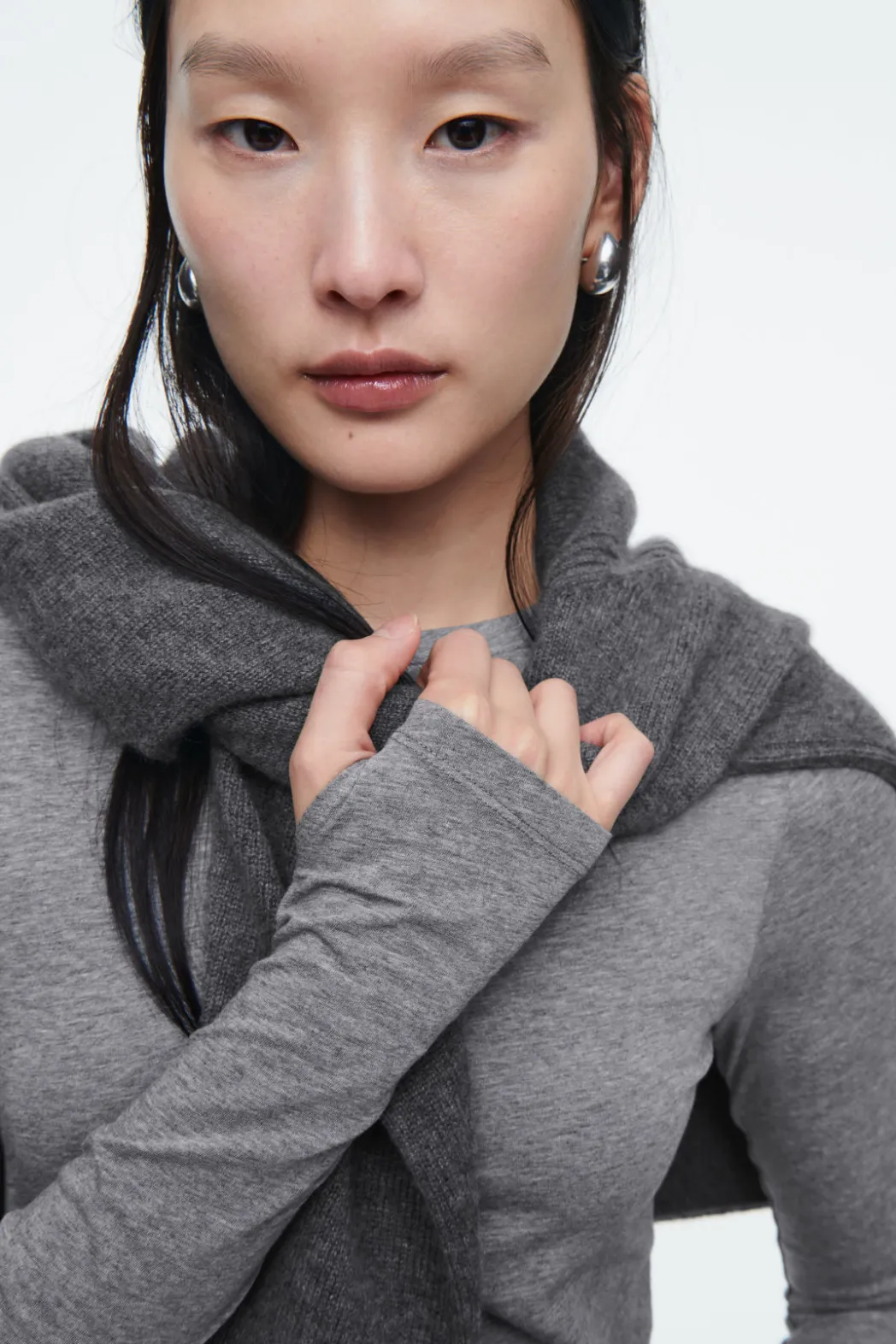 Sale COS SLIM LONG-SLEEVE TOP CHARCOAL MÉLANGE