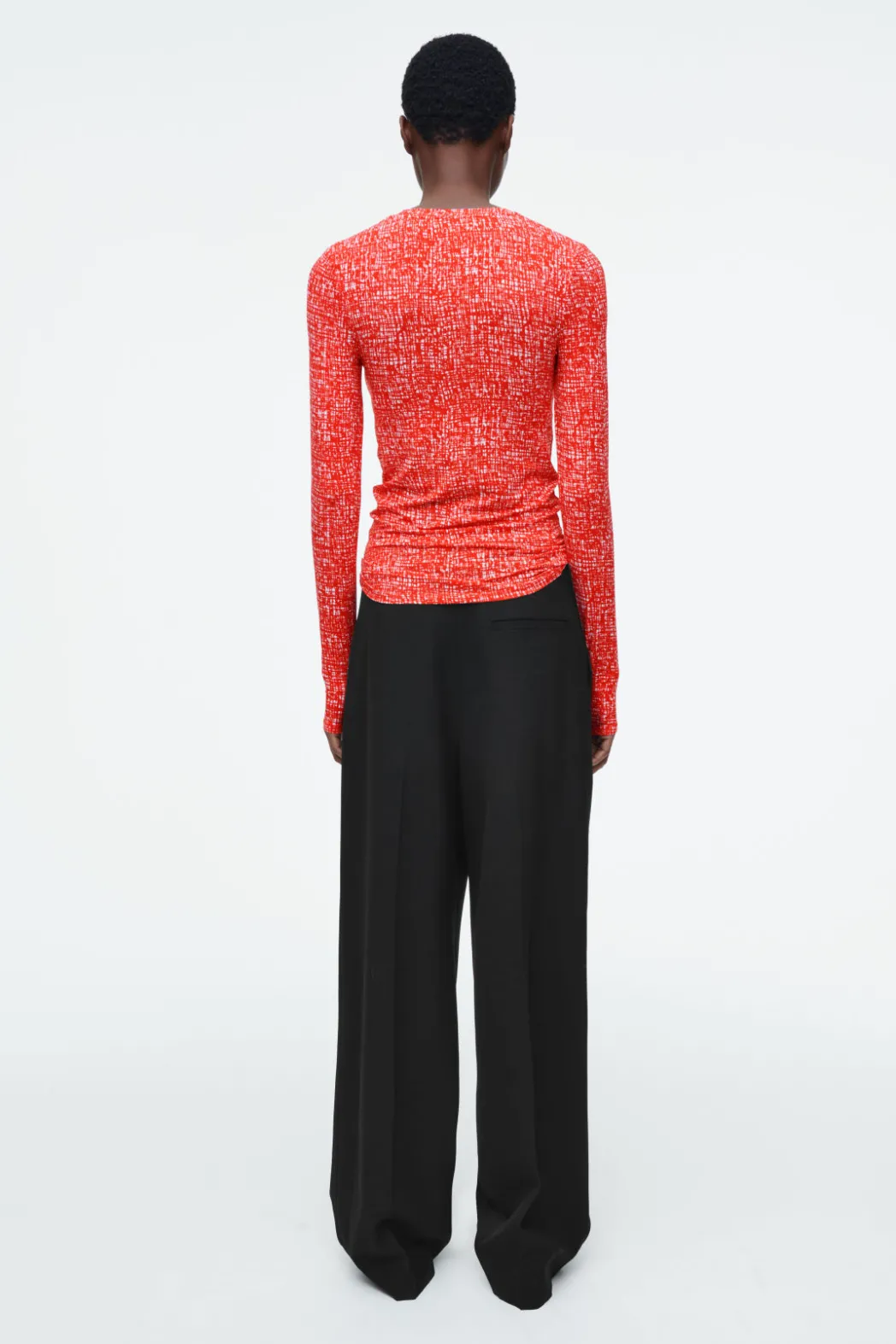 Online COS SLIM LONG-SLEEVE TOP RED / WHITE