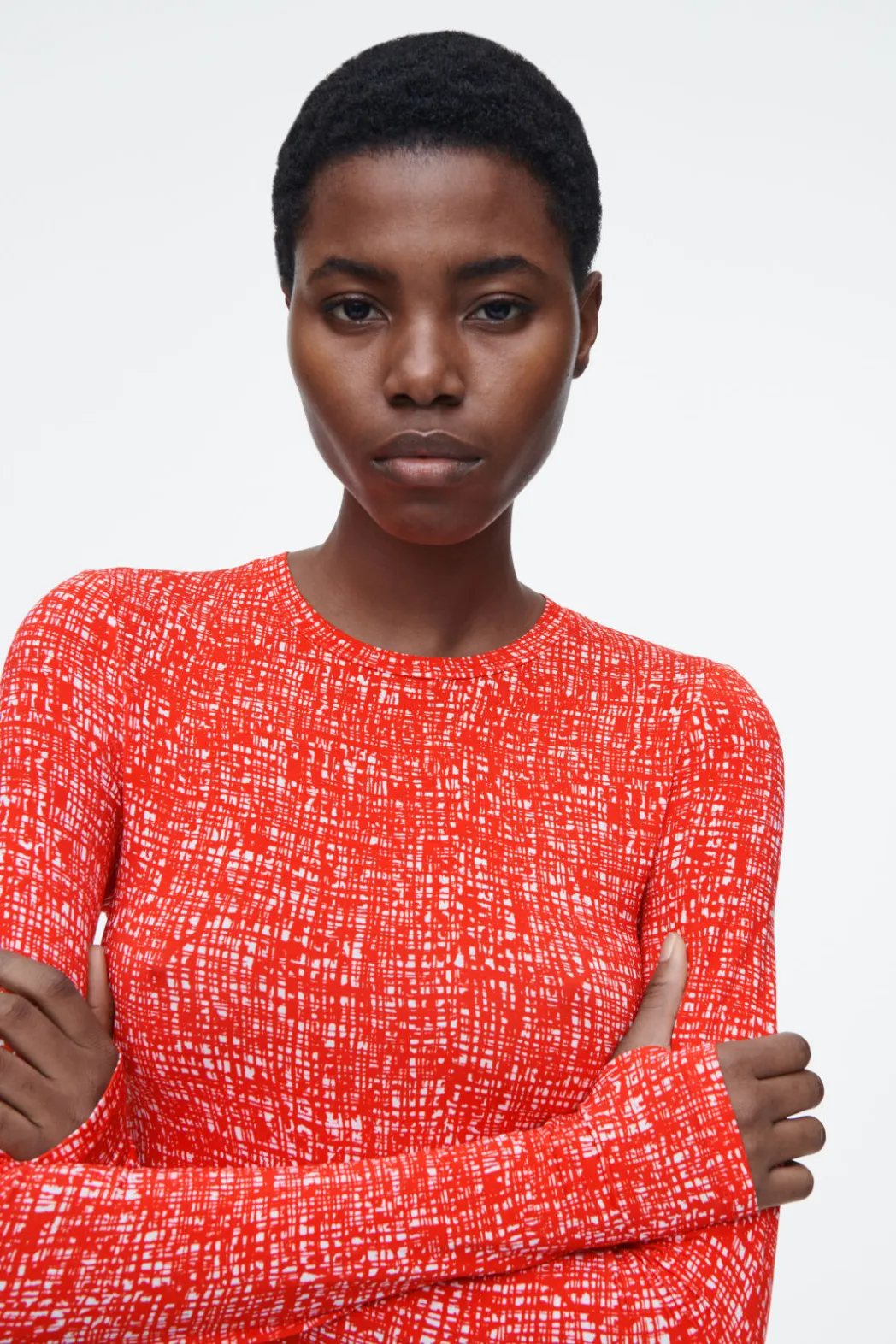 Online COS SLIM LONG-SLEEVE TOP RED / WHITE