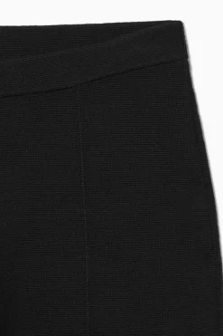 New COS SLIM-FIT KNITTED PANTS BLACK