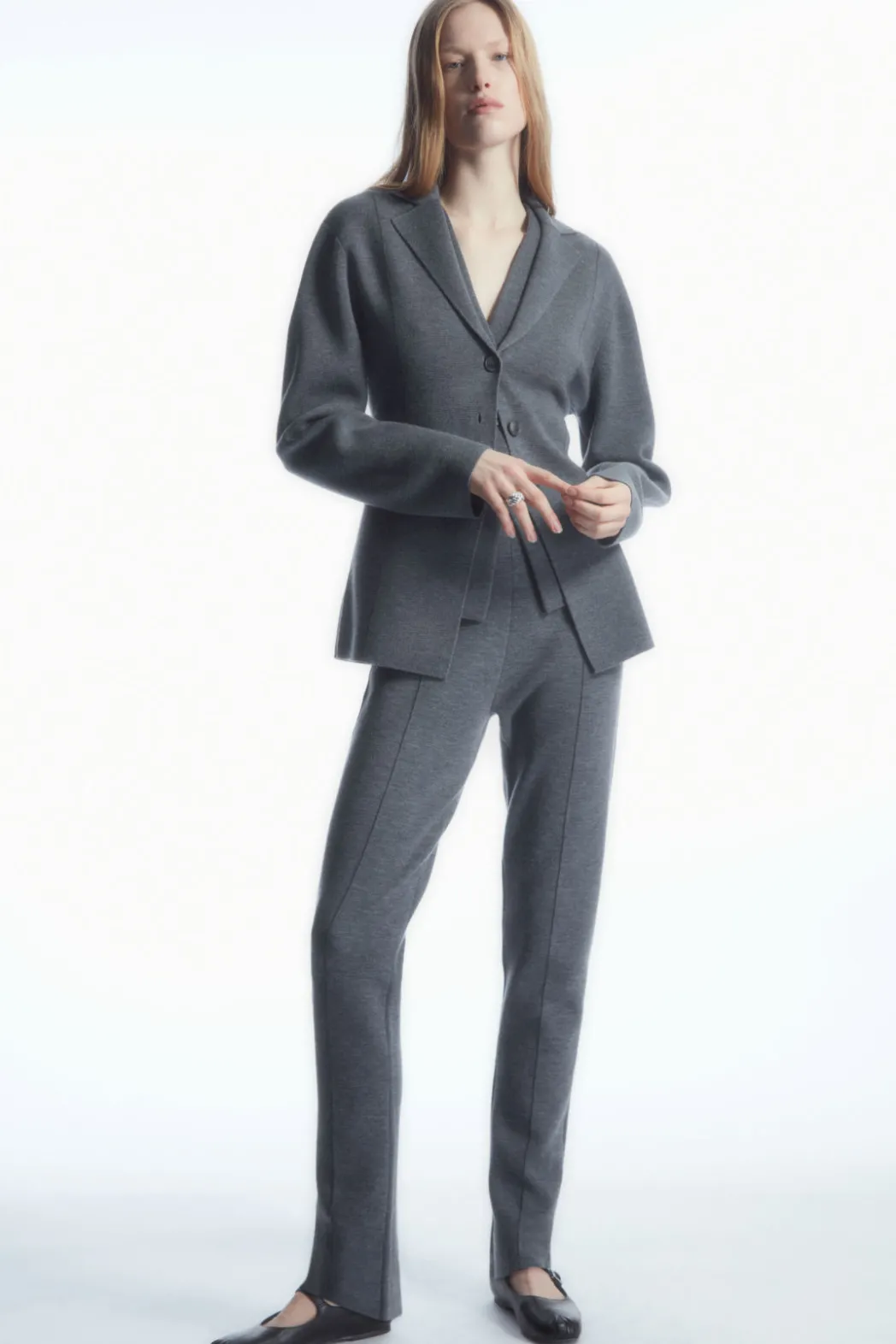 Clearance COS SLIM-FIT KNITTED PANTS GRAY