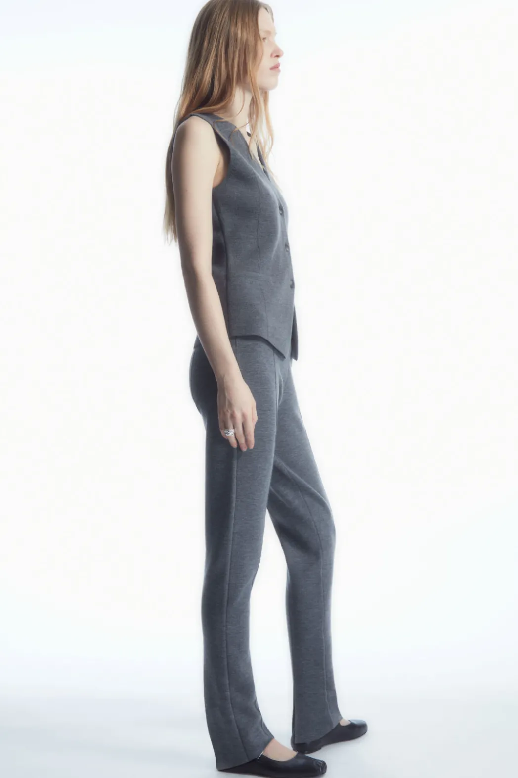 Clearance COS SLIM-FIT KNITTED PANTS GRAY