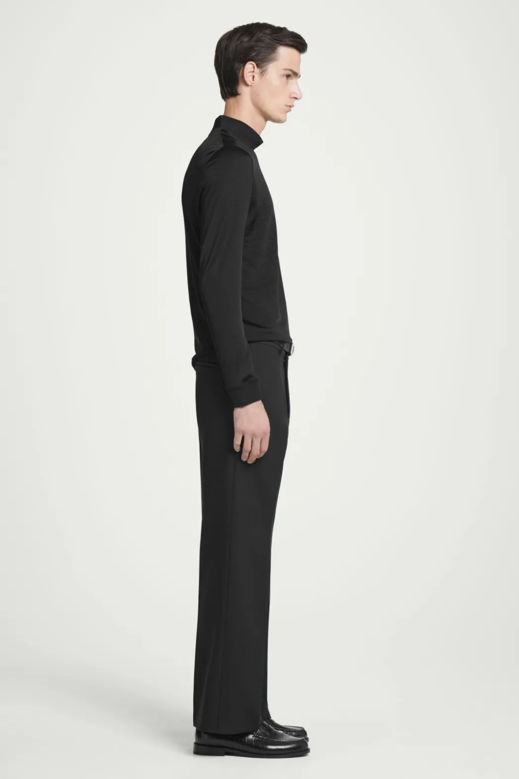 Discount COS SLIM-FIT MOCK-NECK TOP BLACK