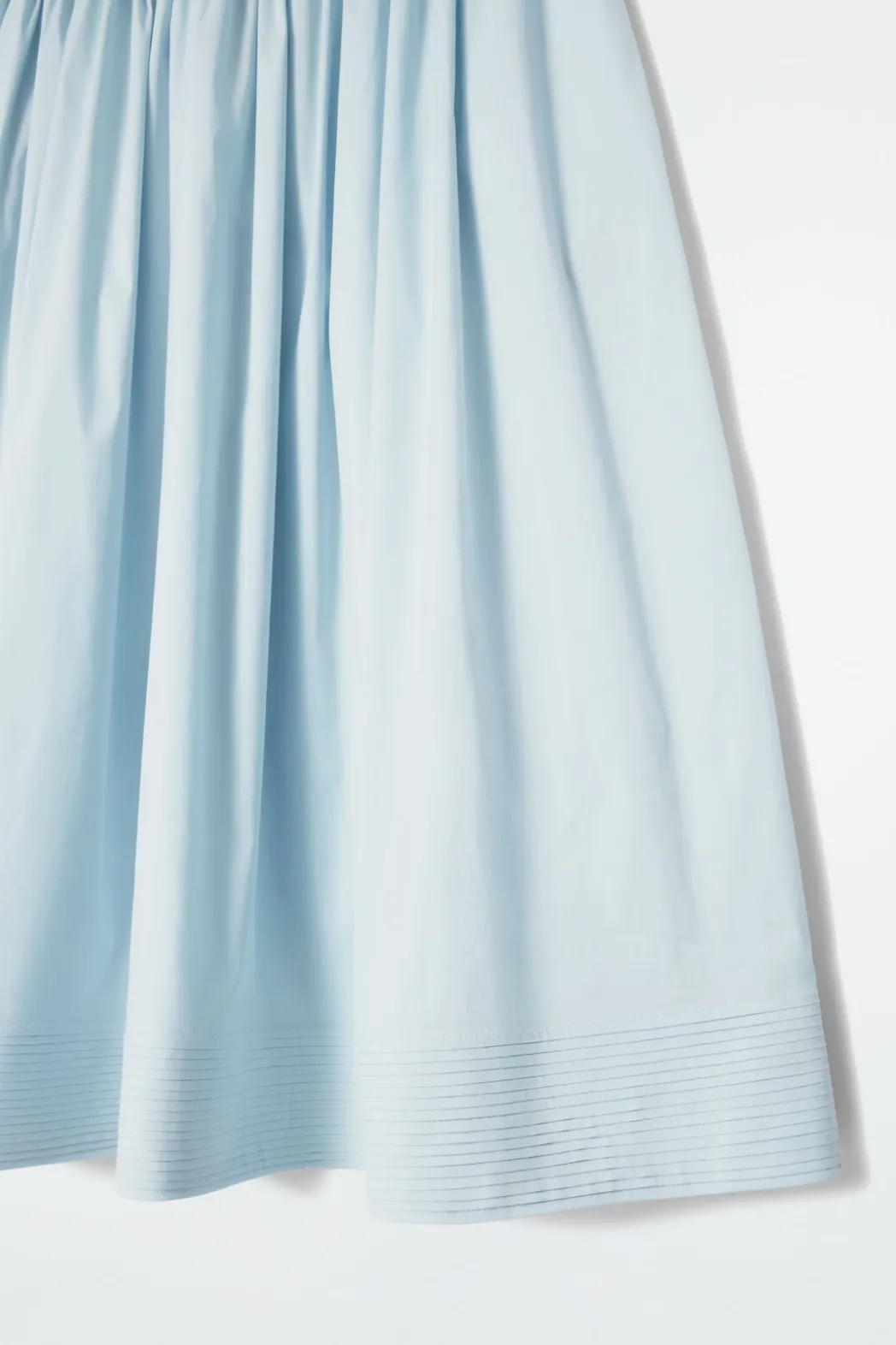Discount COS SMOCKED A-LINE MIDI SKIRT LIGHT BLUE