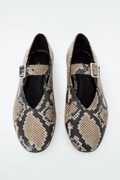 Discount COS LEATHER BALLET FLATS SNAKE-EFFECT