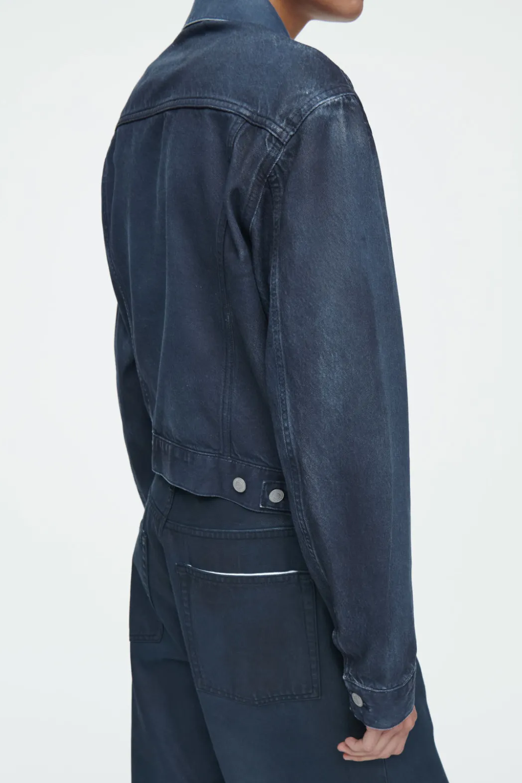 Online COS SPRAYED-DENIM JACKET DARK BLUE