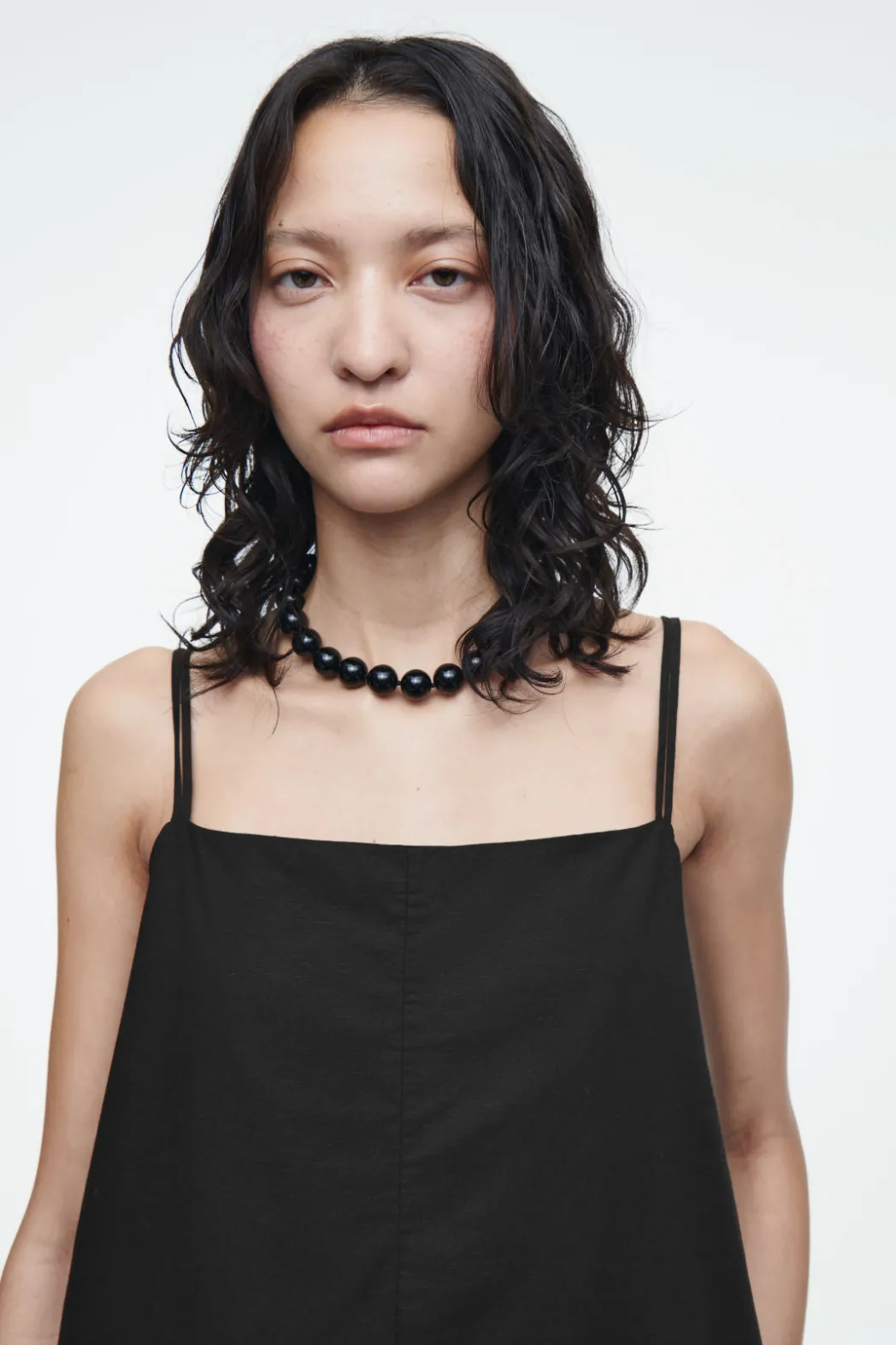 Outlet COS SQUARE-NECK ROMPER BLACK