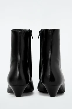 Discount COS SQUARE-TOE LEATHER ANKLE BOOTS BLACK