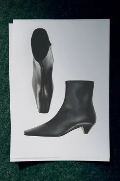 Discount COS SQUARE-TOE LEATHER ANKLE BOOTS BLACK