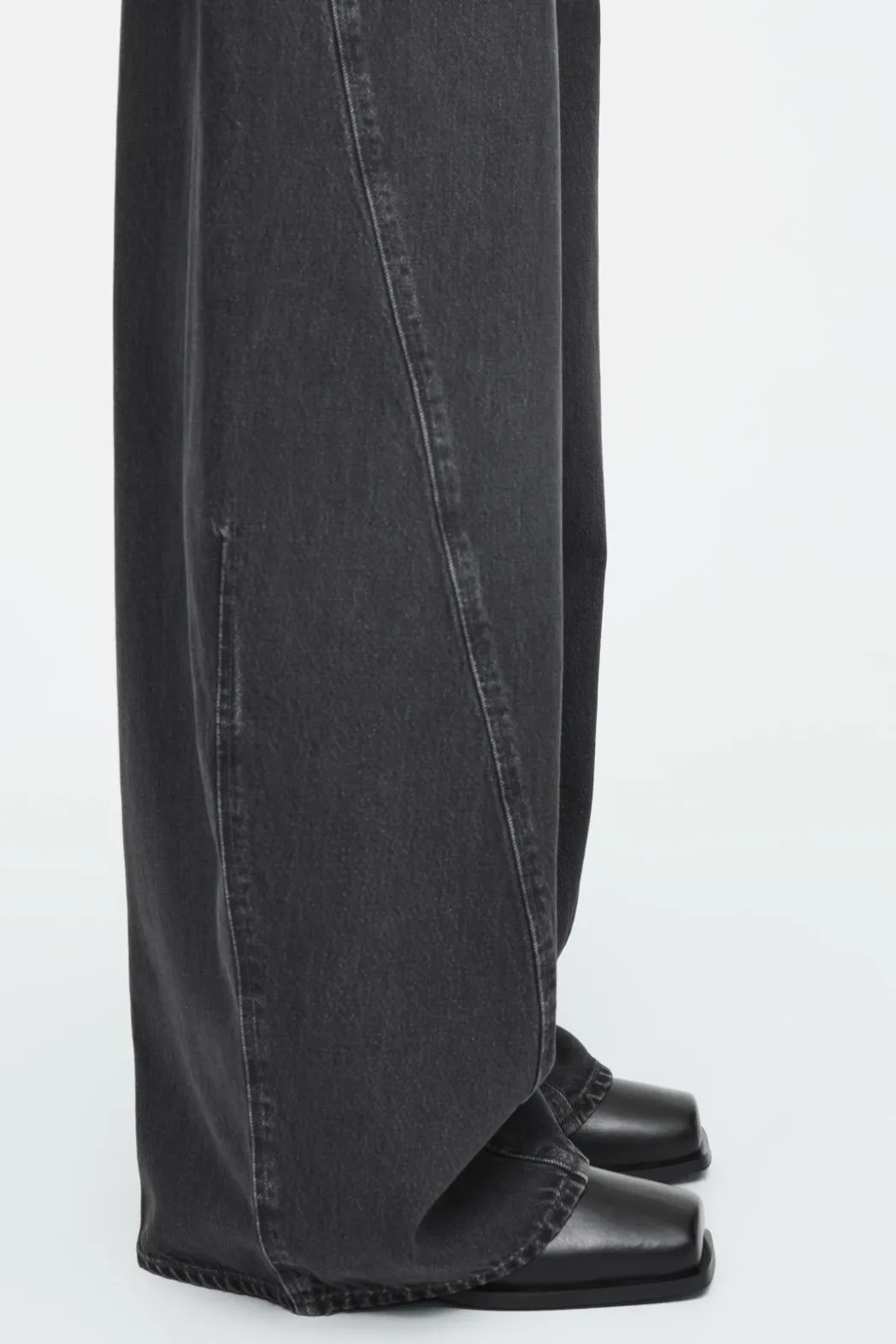 New COS SQUARE-TOE LEATHER CHELSEA BOOTS BLACK