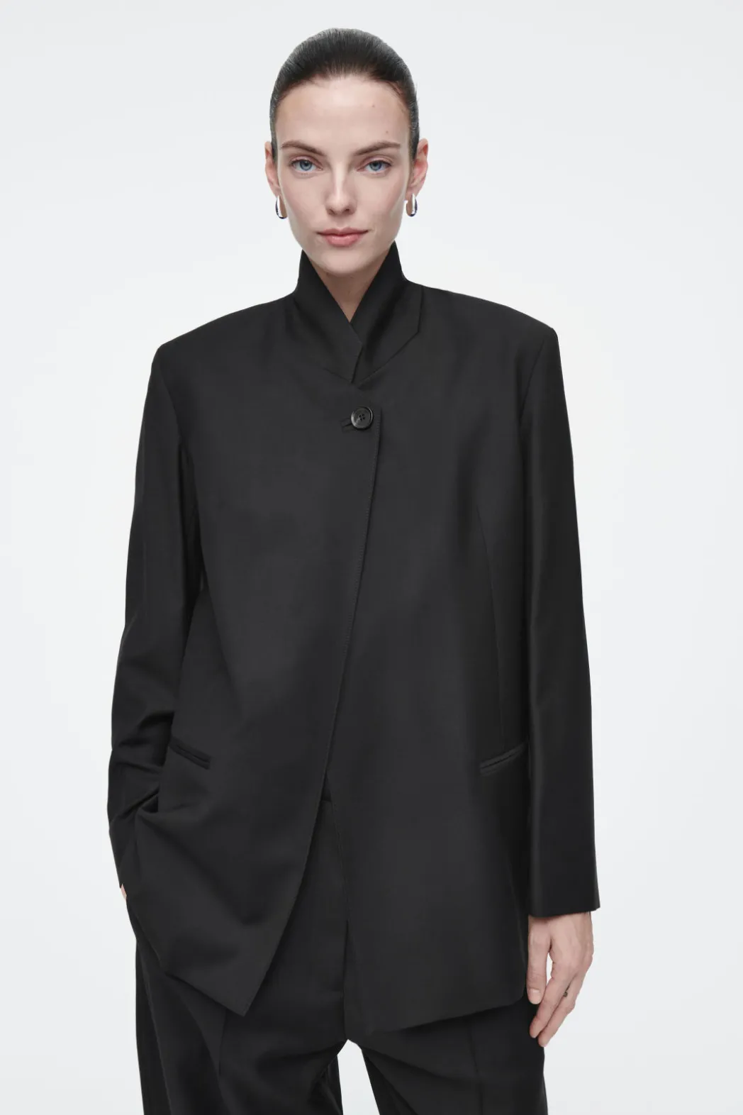 Online COS STAND-COLLAR WOOL BLAZER BLACK