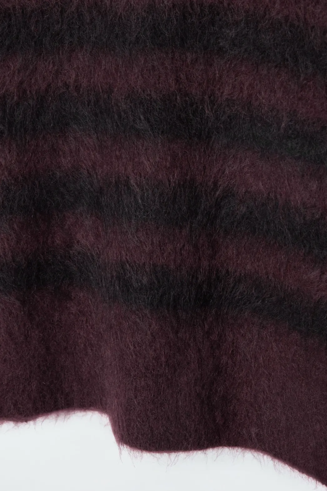 Outlet COS STRIPED BRUSHED-MOHAIR CREW-NECK SWEATER BLACK / BURGUNDY / STRIPED
