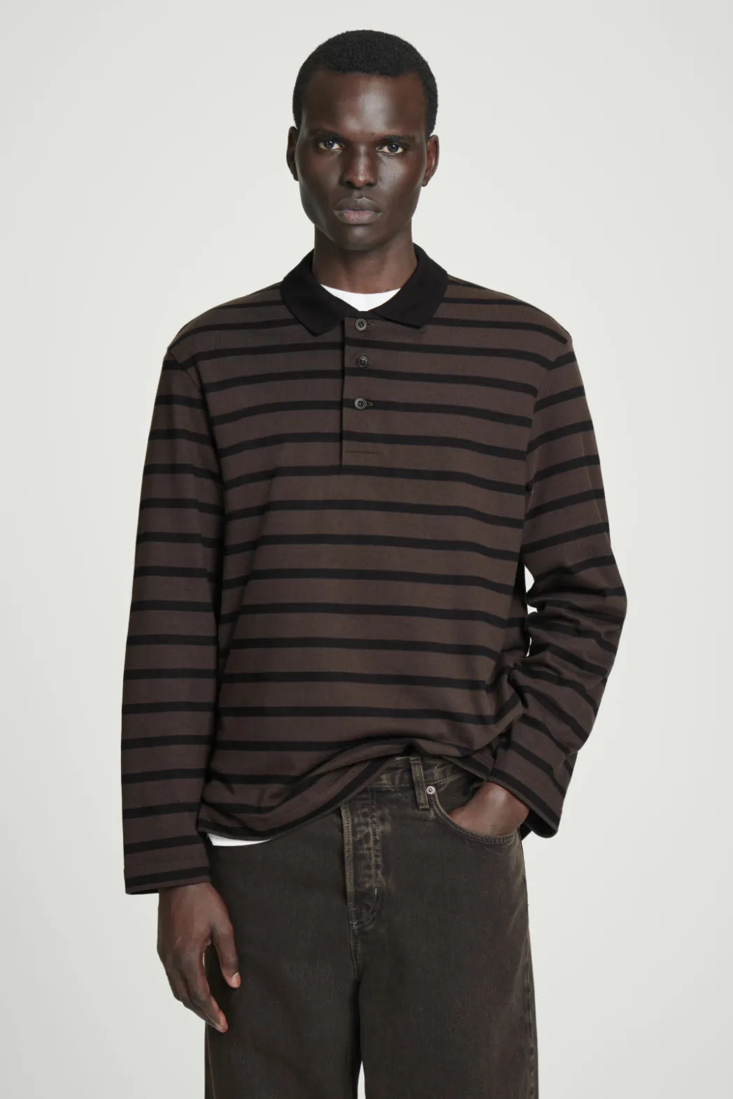 Clearance COS STRIPED LONG-SLEEVED POLO SHIRT BROWN / BLACK