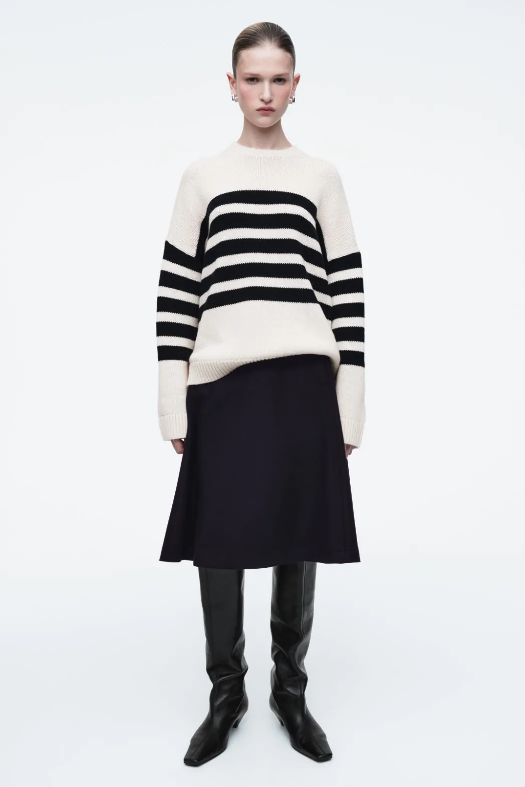 Best COS STRIPED MERINO WOOL SWEATER ECRU / STRIPED