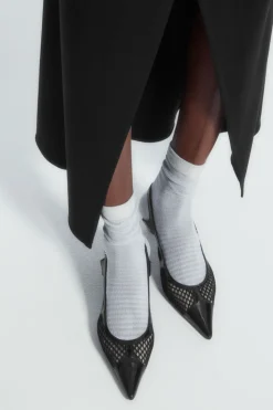 Outlet COS STRIPED RIBBED SOCKS GRAY