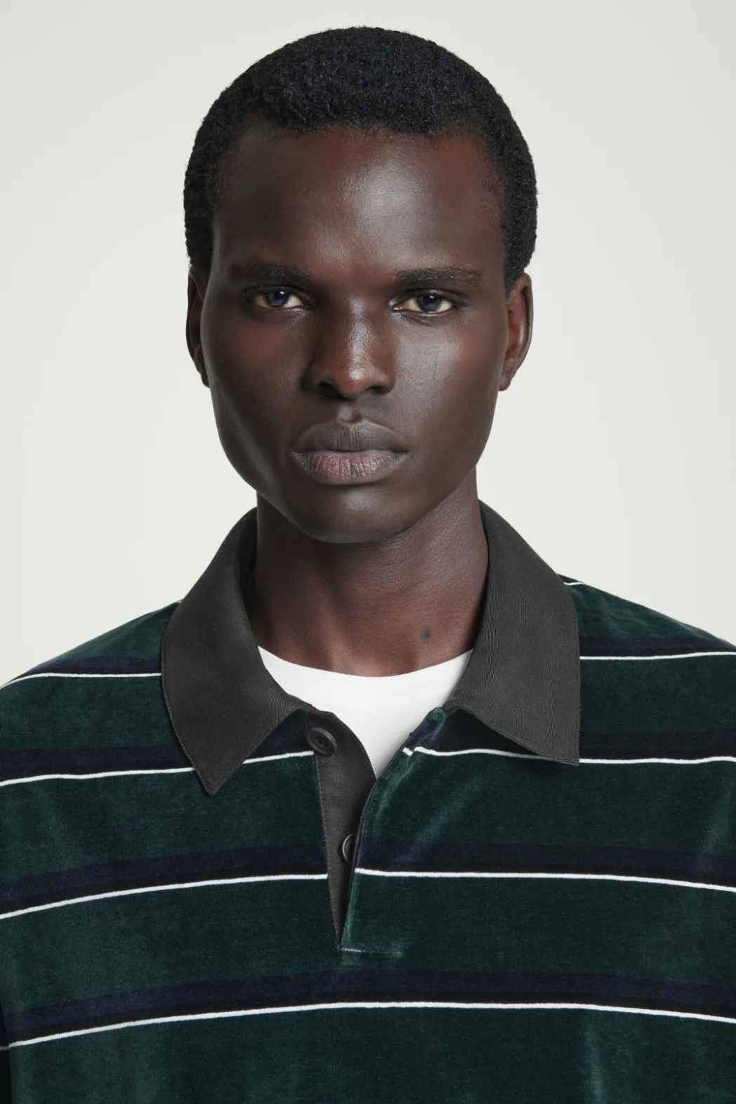 Best COS STRIPED VELVET LONG-SLEEVED POLO SHIRT EMERALD / STRIPED