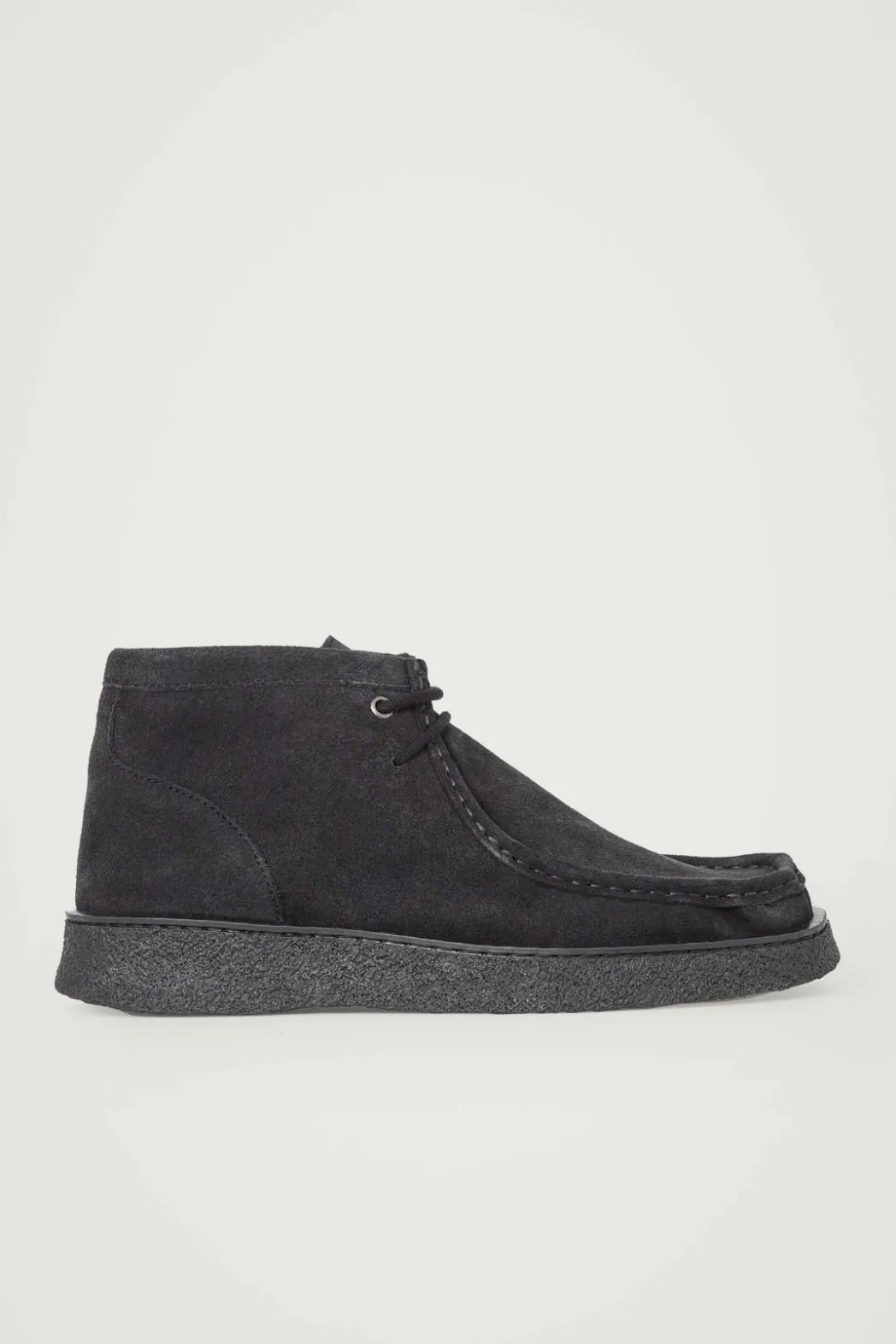 Clearance COS SUEDE DESERT BOOTS BLACK