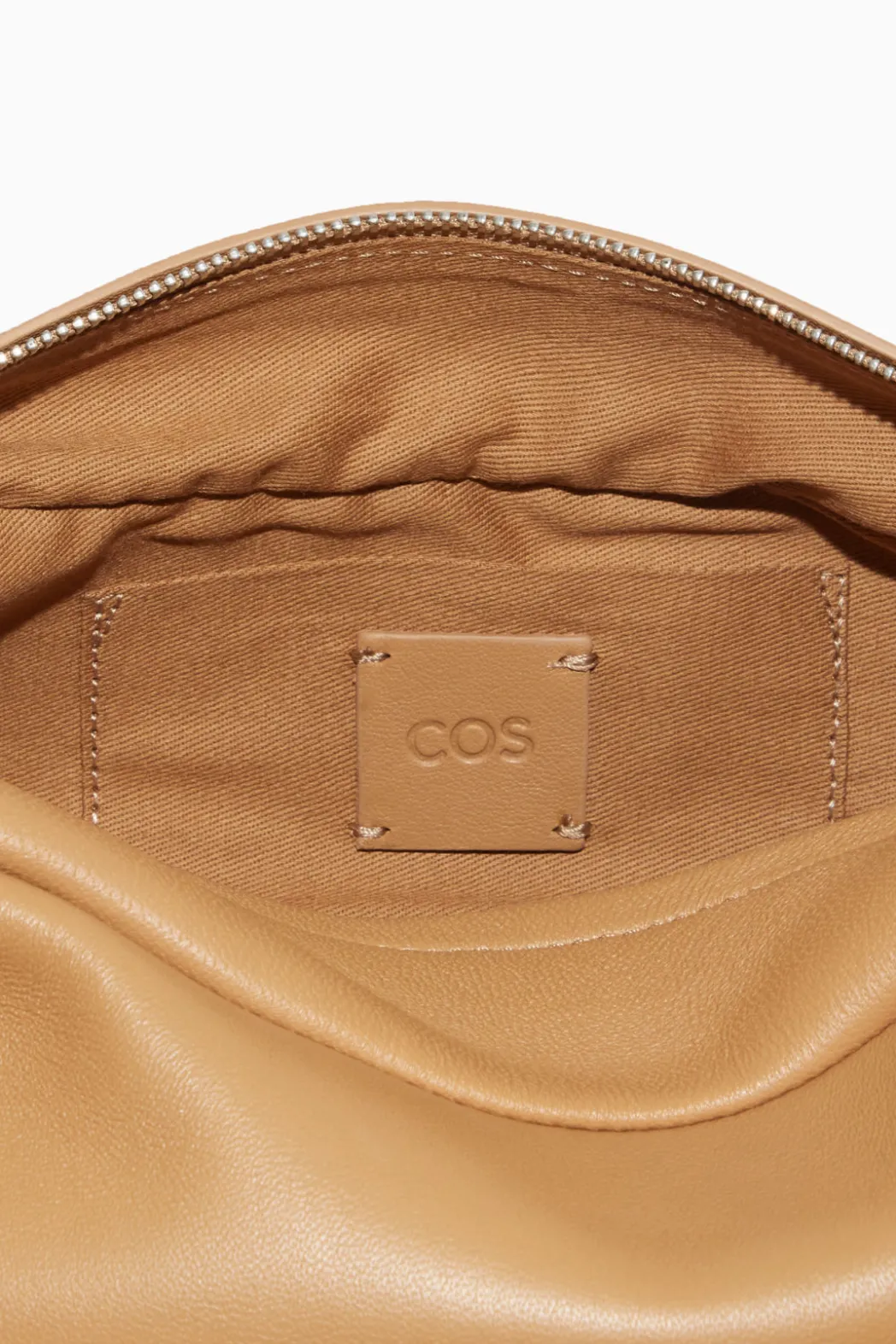 Clearance COS SWING CROSSBODY - LEATHER BEIGE