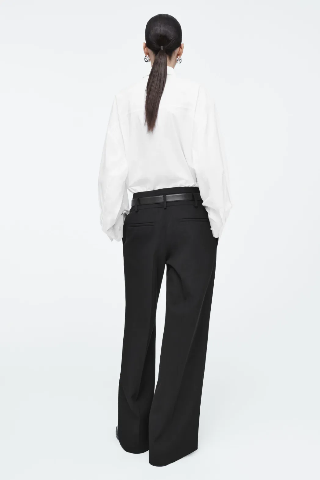 Outlet COS TAILORED WOOL-BLEND TWILL PANTS BLACK