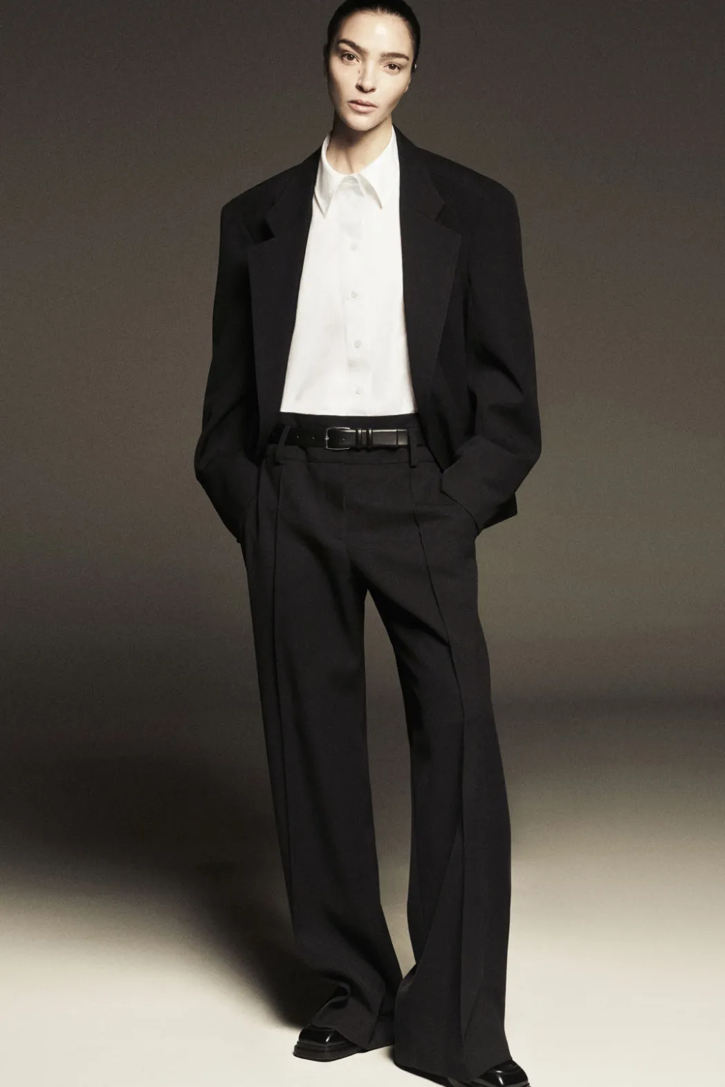 Outlet COS TAILORED WOOL-BLEND TWILL PANTS BLACK