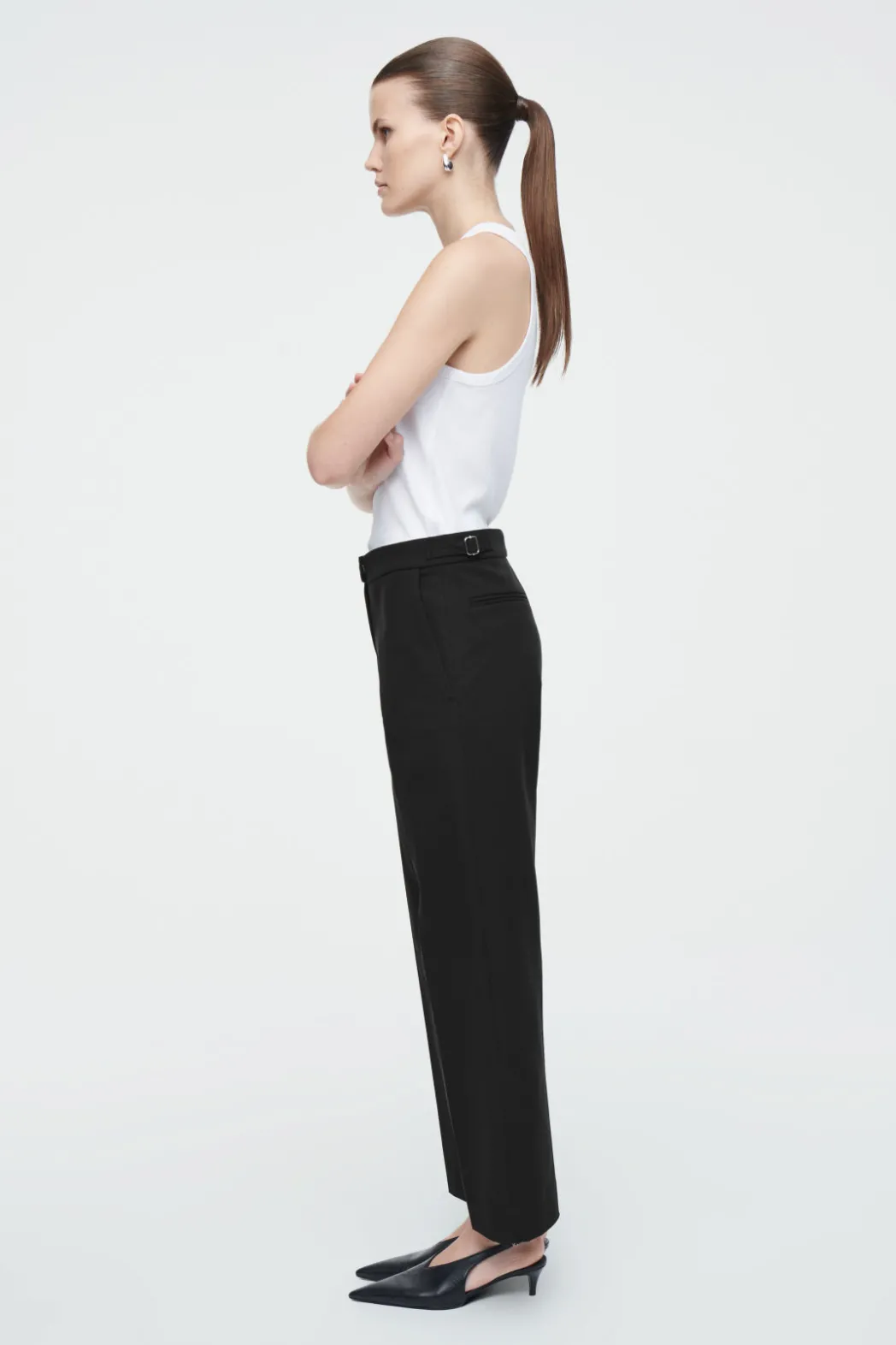 New COS TAPERED COTTON PANTS BLACK